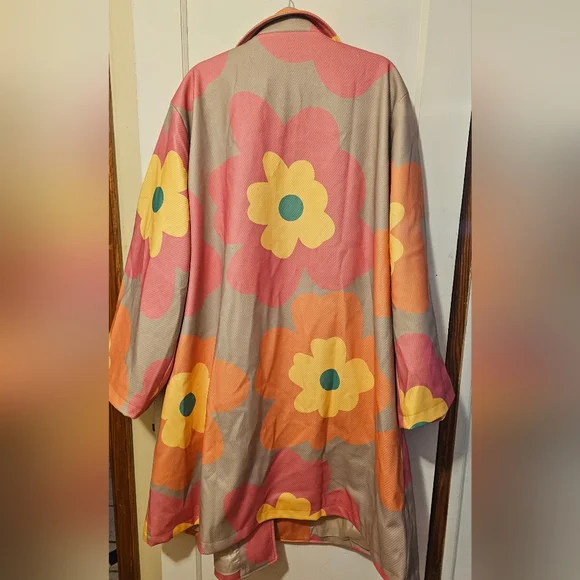 Brand New Women's Floral Multicolor Coat - Picture 2 of 2